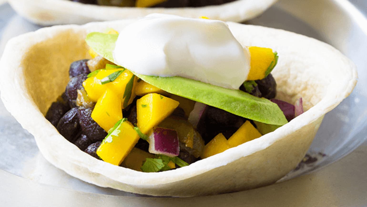 Mini Black Bean Tacos with Mango Pico de Gallo